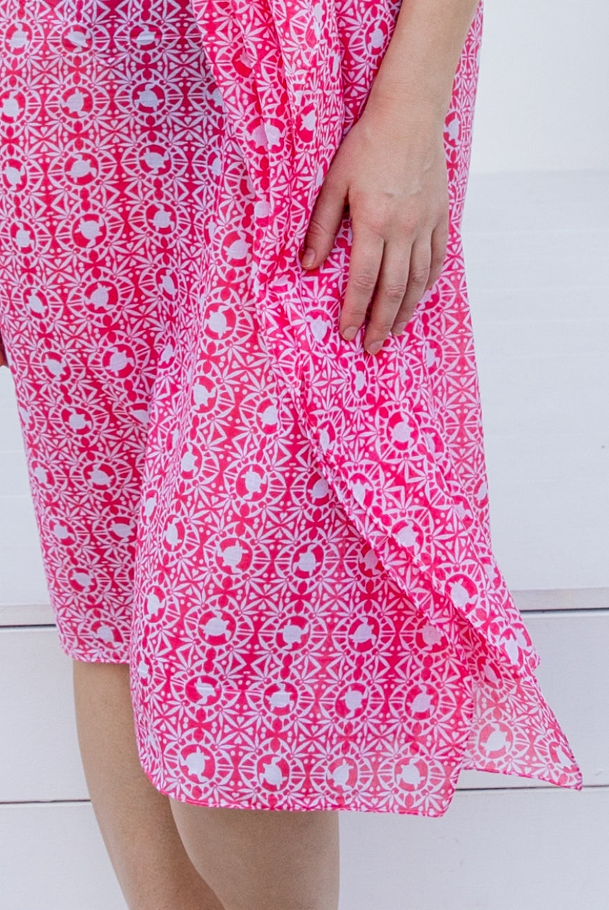Tribal Turtle Cotton Beach Sarong
