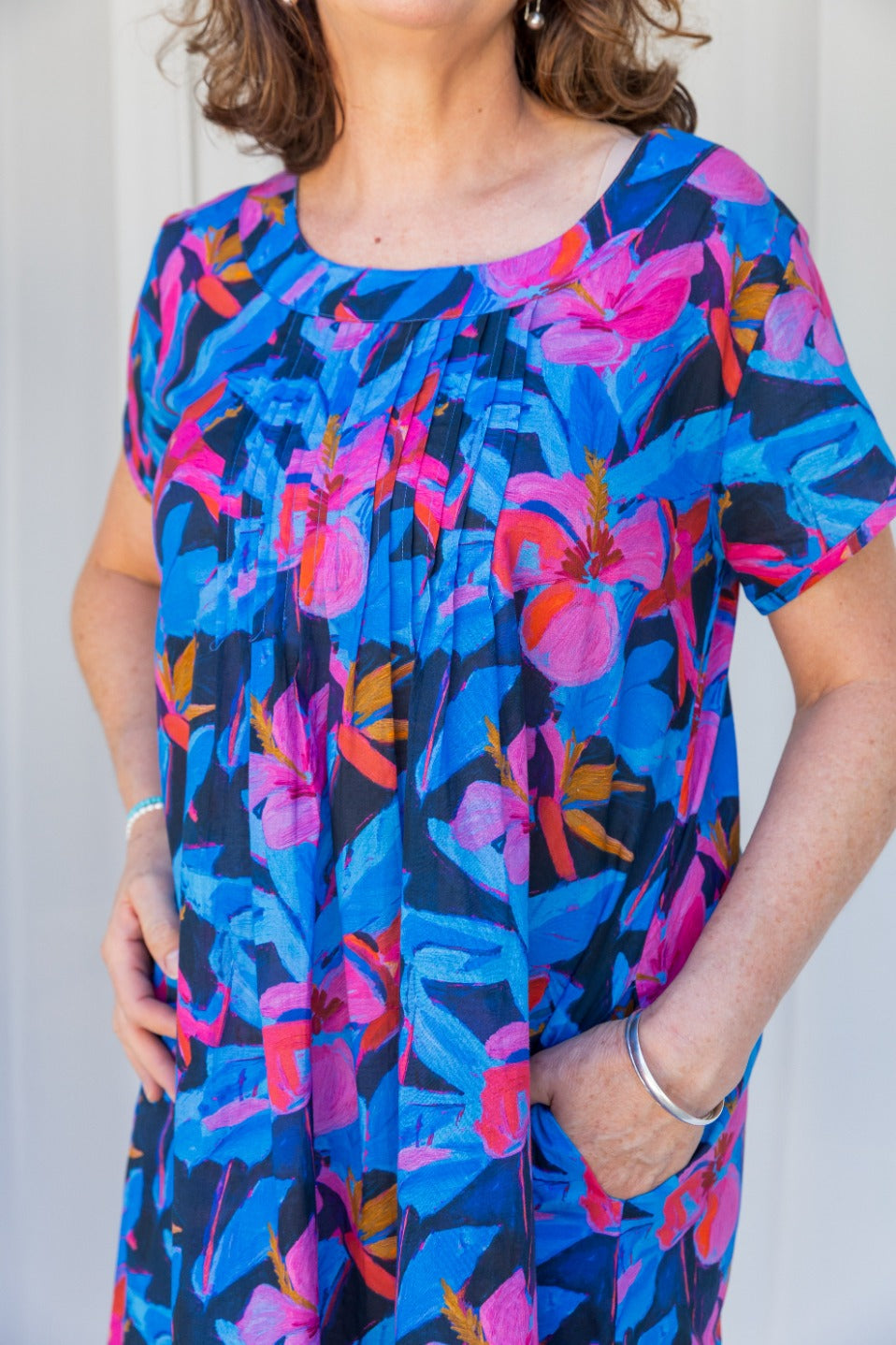 Joyce Dress w Hibiscus Print